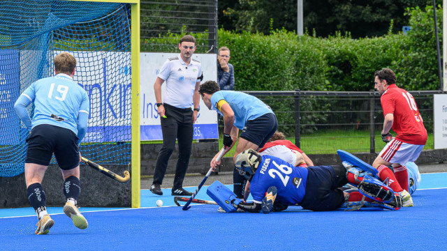 Action from the All Ireland Hockey League match between Lisnagarvey HC and Corinthian HC on Saturday 20 September 2025. Photo: Cyril Boyd. © FRU SPORTS 2025.